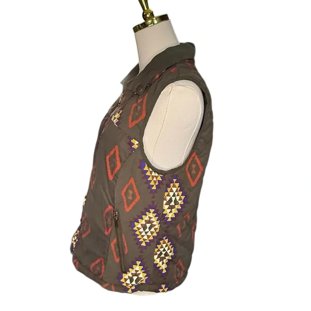 Takara Olive Green Aztec Quilted Vest Reversible with Zipper Pockets Size M